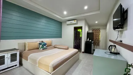 Bann Yang Tree Homestay at Pakchong Отели рядом с достопримечательностью «Wat Kaeng Klang Dong»