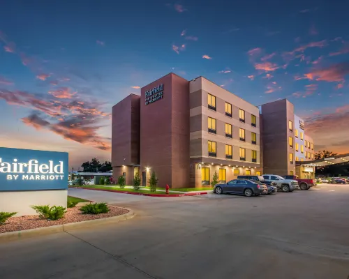 Fairfield Inn & Suites Chickasha Hotels in Grady County