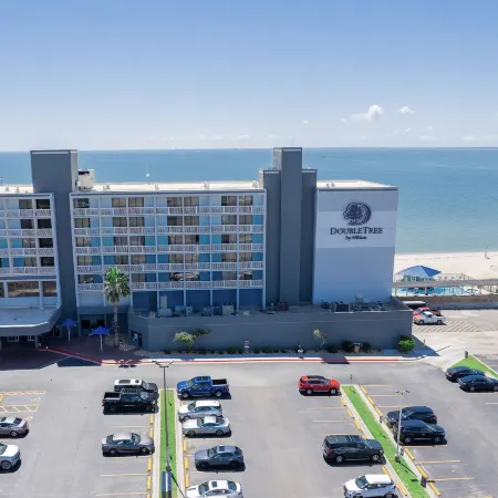 DoubleTree by Hilton Corpus Christi Beachfront