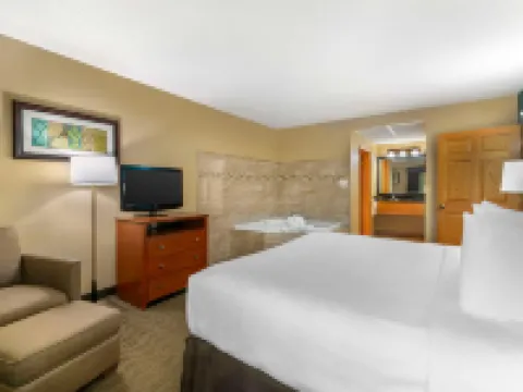 Best Western Plus Plattsburgh Hotels in Plattsburgh