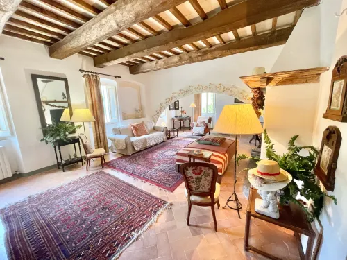 Adam House, Exclusive Pool, Outstanding Views, Vast Garden, Aircon, Sleeps 8