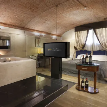 Graziella Patio Hotel