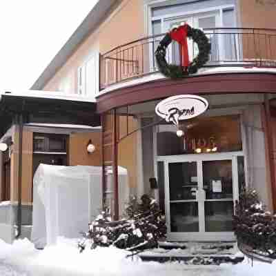 Gîte le 812 Hotel Exterior