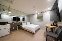 仁川鵲田洞電影37.2酒店 - 小旅館