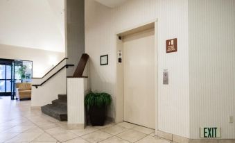 Sleep Inn & Suites Bakersfield North