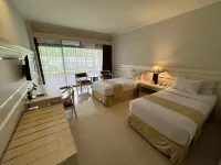 Queen Garden Hotel Managed by Salak Hospitality Hotels near PS KARAOKE BATURRADEN