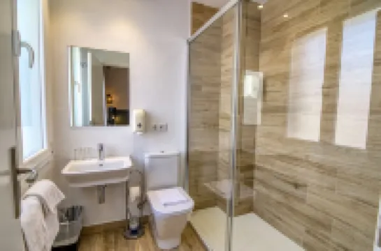 Hostal la Isla Hotels in Mahon