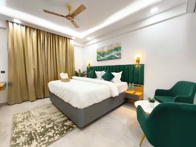 Arth Studios | Omaxe Hazratganj | Gomti Nagar Ext Hotels near Steam Locomotive at Janeshwar Mishra Park