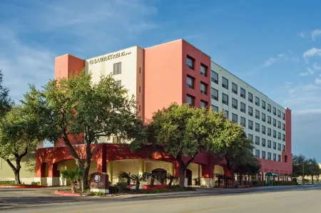 DoubleTree by Hilton Hotel San Antonio Downtown