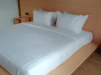 Hiromi Glamping Anyer Beach Resort Hotels near Anyer