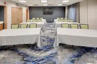 Fairfield Inn & Suites Youngstown Austintown Các khách sạn ở Austintown