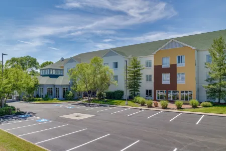 Hilton Garden Inn Cincinnati/Sharonville Отели рядом с достопримечательностью «Уинтон Вудс»