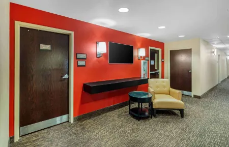 Extended Stay America Select Suites - Chicago - O'Hare