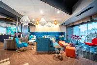 Tru by Hilton Greenville - 3-Star