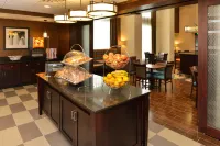 Hampton Inn & Suites Harvey/New Orleans West Bank - breakfast