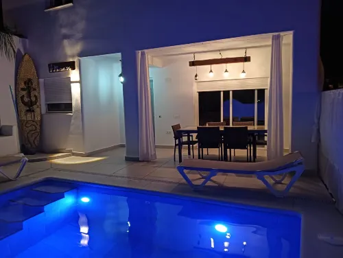 Alhamar House with Private Pool - Balcony
