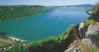 Gîte des trois Lacs - Hérisson waterfall - Lake Chalain - Jura Hotels in Doucier