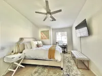 2BD Private Golf Oasis Steps to Festivals, Pools, Tennis, Bocce, Fitness & More!