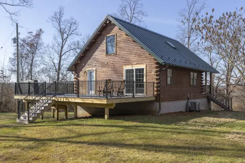 1 Bedroom Chalet on 13 acres for couples to stay and rejuvenate their marriage