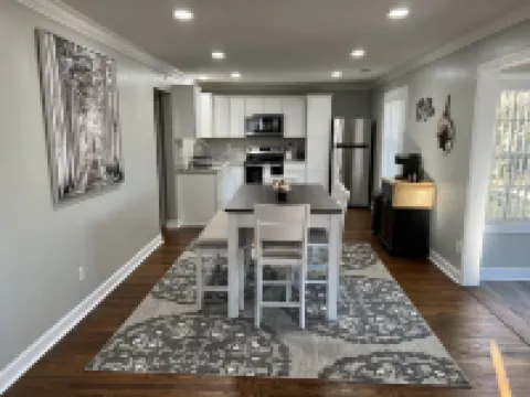 2 bedroom home in the heart of Paducah