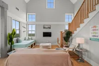 5 min walk to beach. Pet friendly. Ocean Views! 포트 볼리바 주변 호텔