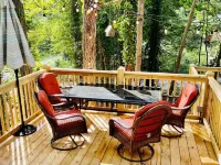 Simply irresistible - serenity by the pond Hotels in Catheys Creek