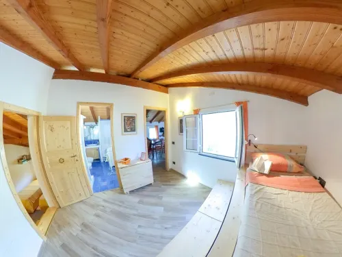 In the Final Hills, ideal for bikers and climbers. Paradise 20 min. from the sea. Отели в г. Риальто