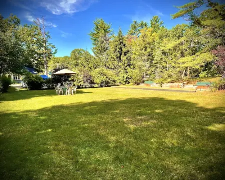 Studio #1  Cottage by Newfound Lake with shared private sandy beach Hotels in Bristol