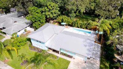 SLEEPS 14, HTD POOL, YOUR OWN PRIVATE OASIS CLOSE TO ANNA MARIA ISLAND!! Hotels near Retro Rosie and Cobweb's
