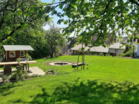 Modern vacation apartment "Tanzsaal" Living in a listed half-timbered house Hotéis em Sinsheim