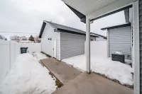 NEW Near Downtown+River+Airport Hotels near Museum of Idaho