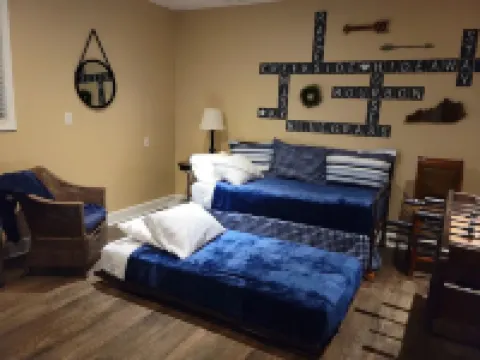 Beautiful farm stay apartment, rural Georgetown KY