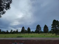 BBZ Bunkhouse - Cozy and Close to Town; Yet Secluded In The Great Outdoors!