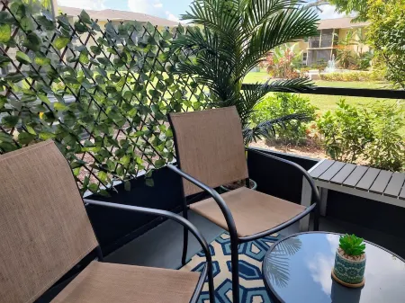 "Casita Playa" Our Super-Cute 1/1 Beach Getaway! 6 min from IRB!