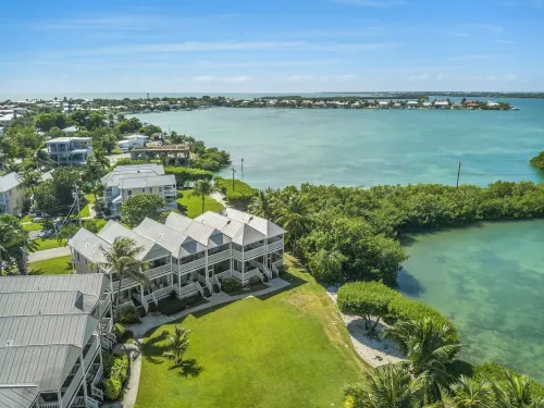 Waterfront Duck Key Villa - Sleeps 6