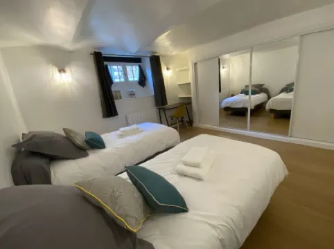 L'interlude Gite de Standing au Coeur de Chartres Avec Parking