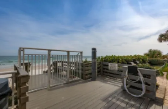 Renovated Condo with Pool on No Drive Beach Hotels in Ponce Inlet