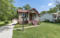 Peaceful little house in the heart of Maryland Heights