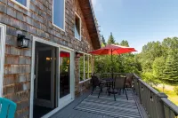 4-Season Rangeley Cabin - Wood Stove, Water Views, Fiber Internet, Game Room