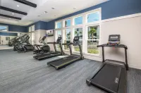 Serene Sands Retreat- 10 minutes from Downtown 15 minutes from Mayo Clinic Hotels near Plato's Closet - Regency, FL