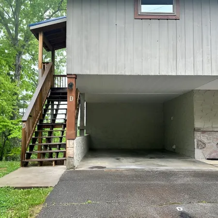 NEW LISTING! BRAND NEW with 2 beds/2 baths - Spacious, Mountain Views, Central