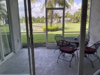 2 bed, 2 bath, den, remodeled