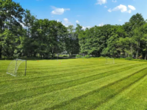 Sleeps 14! Game Room, Hot Tub, Firepit, Near Camelback & Great Wolf Lodge