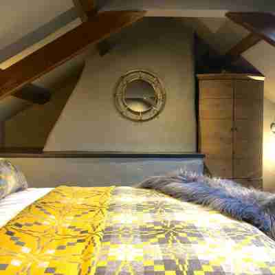 Stylish cosy cottage at the heart of the city Rooms