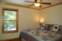 Romantic Couple's Mountain Getaway!