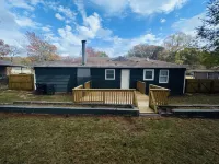 Nice Home in Quiet Neighborhood!