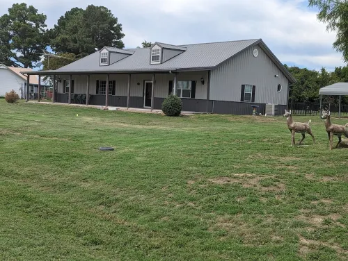 Lake View, wheelchair accessible, sandy beaches close by, quiet area