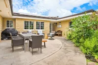 Garden Paradise w/5 min walk to beach-4bed/3bath recently remodeled - 3 étoiles