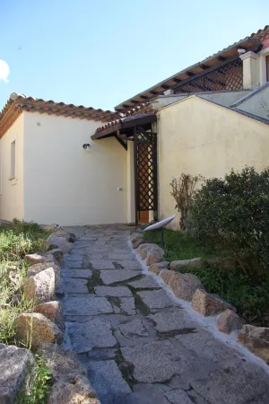 La Terrazza Del Faro - Stunning 1 bedroom flat 600m from the beach