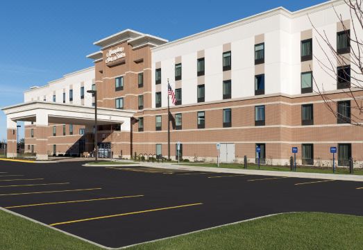 햄프턴 인 & 스위트 바이 힐튼 시카고 샴버그 IL